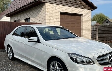 Mercedes-Benz E-Класс, 2015 год, 2 550 000 рублей, 3 фотография