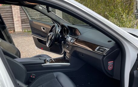 Mercedes-Benz E-Класс, 2015 год, 2 550 000 рублей, 19 фотография