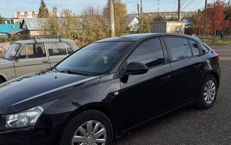 Chevrolet Cruze II, 2011 год, 580 000 рублей, 2 фотография