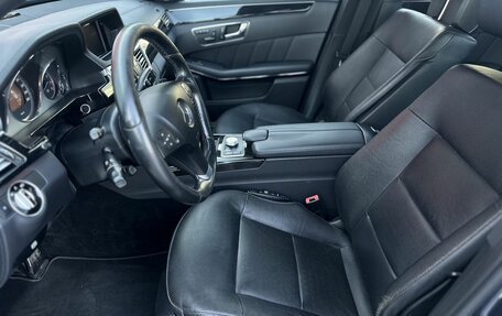Mercedes-Benz E-Класс, 2010 год, 1 990 000 рублей, 4 фотография