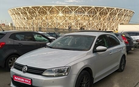 Volkswagen Jetta VI, 2011 год, 950 000 рублей, 1 фотография