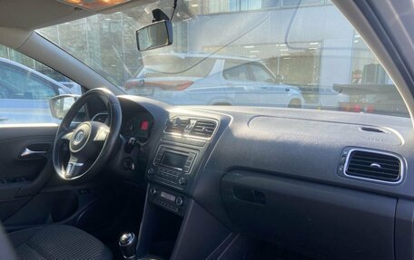 Volkswagen Polo VI (EU Market), 2013 год, 695 000 рублей, 16 фотография