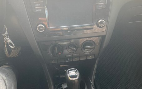 Skoda Rapid I, 2018 год, 550 000 рублей, 8 фотография