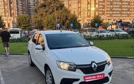 Renault Logan II, 2020 год, 700 000 рублей, 3 фотография