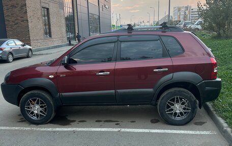 Hyundai Tucson III, 2007 год, 715 000 рублей, 2 фотография