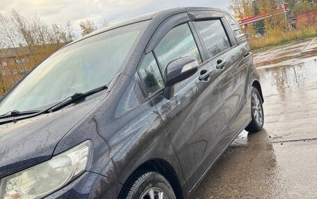 Honda Freed I, 2012 год, 990 000 рублей, 2 фотография