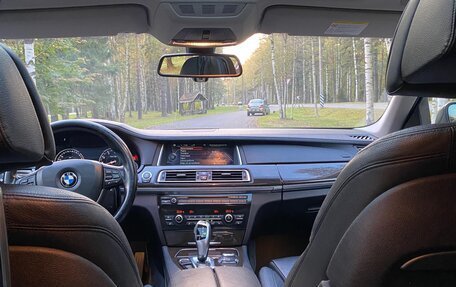 BMW 7 серия, 2012 год, 2 076 000 рублей, 30 фотография