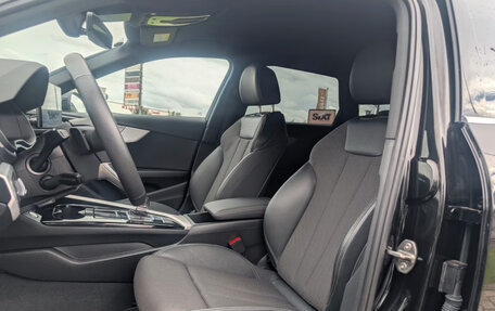 Audi A4, 2022 год, 3 502 481 рублей, 10 фотография