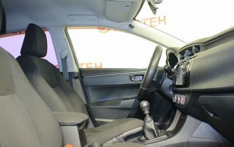 Toyota Corolla, 2013 год, 1 165 000 рублей, 10 фотография