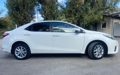 Toyota Corolla, 2014 год, 1 380 000 рублей, 4 фотография