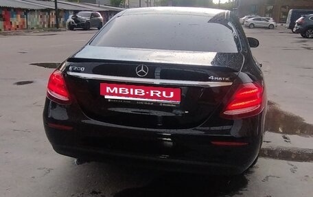 Mercedes-Benz E-Класс, 2019 год, 3 800 000 рублей, 12 фотография