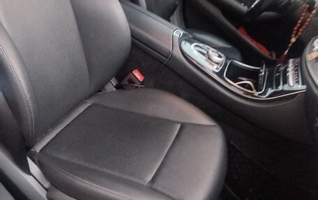 Mercedes-Benz E-Класс, 2019 год, 3 800 000 рублей, 25 фотография