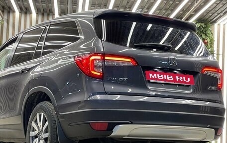 Honda Pilot III рестайлинг, 2018 год, 2 599 000 рублей, 4 фотография