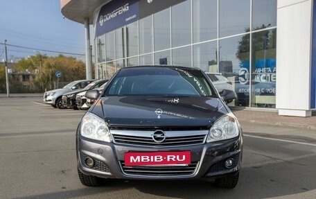 Opel Astra J, 2011 год, 500 000 рублей, 2 фотография