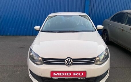 Volkswagen Polo VI (EU Market), 2014 год, 790 000 рублей, 2 фотография