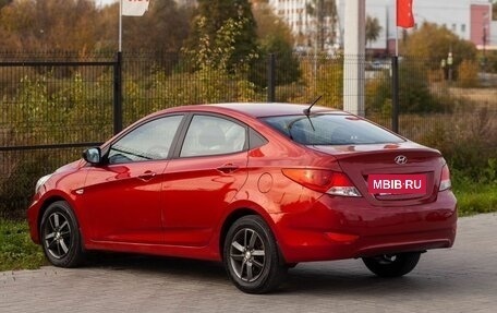 Hyundai Solaris II рестайлинг, 2012 год, 825 000 рублей, 8 фотография