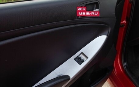 Hyundai Solaris II рестайлинг, 2012 год, 825 000 рублей, 32 фотография