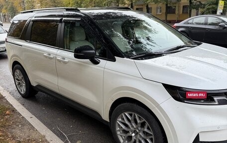 KIA Carnival, 2021 год, 3 800 000 рублей, 2 фотография