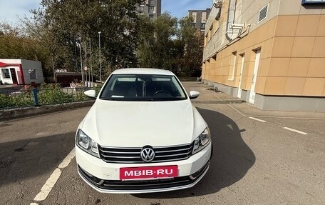 Volkswagen Passat B7, 2013 год, 950 000 рублей, 4 фотография