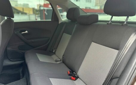 Volkswagen Polo VI (EU Market), 2015 год, 640 000 рублей, 11 фотография