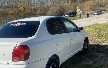 Toyota Platz, 2002 год, 420 000 рублей, 4 фотография