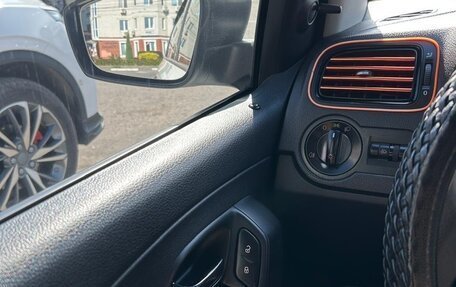 Volkswagen Polo VI (EU Market), 2012 год, 585 000 рублей, 17 фотография