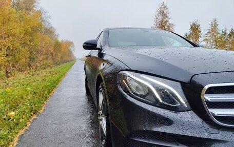 Mercedes-Benz E-Класс, 2018 год, 3 070 000 рублей, 7 фотография
