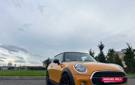 MINI Hatch, 2018 год, 1 800 000 рублей, 7 фотография