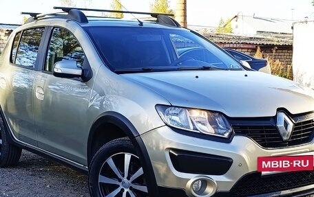 Renault Sandero II рестайлинг, 2016 год, 689 000 рублей, 2 фотография