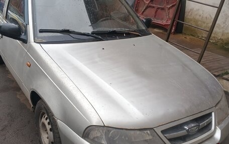 Daewoo Nexia I рестайлинг, 2009 год, 100 000 рублей, 3 фотография