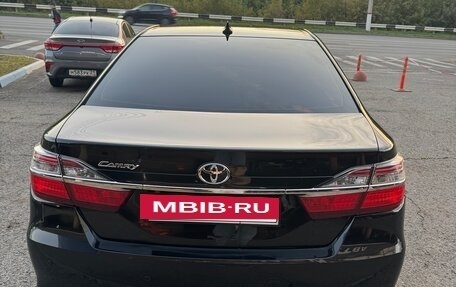 Toyota Camry, 2018 год, 2 650 000 рублей, 4 фотография