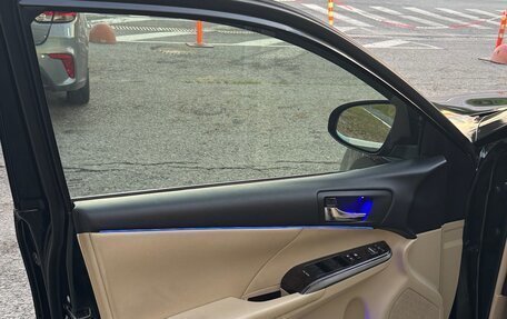 Toyota Camry, 2018 год, 2 650 000 рублей, 9 фотография