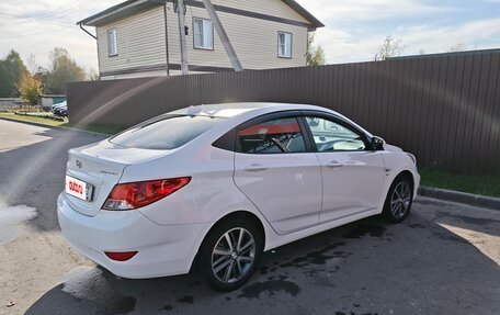 Hyundai Solaris II рестайлинг, 2014 год, 950 000 рублей, 2 фотография