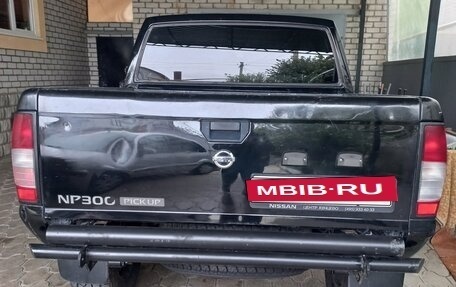 Nissan NP300, 2012 год, 1 420 000 рублей, 6 фотография