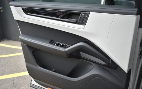 Porsche Cayenne III, 2025 год, 19 859 000 рублей, 18 фотография