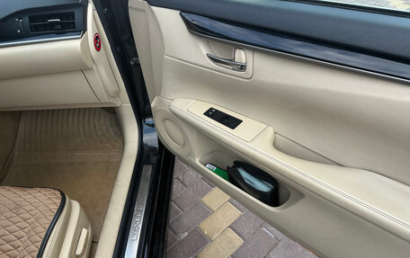 Lexus ES VII, 2012 год, 1 990 000 рублей, 15 фотография