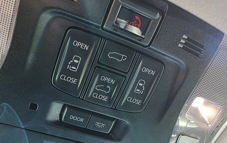 Toyota Alphard III, 2020 год, 5 800 000 рублей, 18 фотография