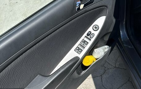 Hyundai Solaris II рестайлинг, 2012 год, 800 000 рублей, 9 фотография