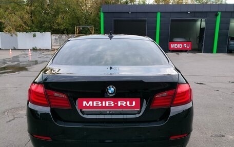 BMW 5 серия, 2011 год, 1 600 000 рублей, 4 фотография