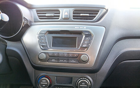 KIA Rio III рестайлинг, 2013 год, 738 000 рублей, 19 фотография