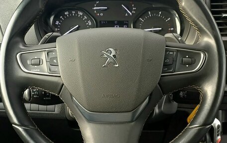 Peugeot Traveller I, 2019 год, 3 299 000 рублей, 13 фотография