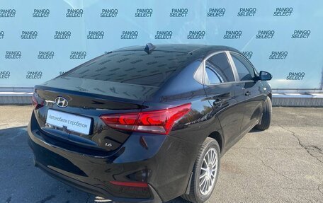 Hyundai Solaris II рестайлинг, 2017 год, 1 150 000 рублей, 4 фотография