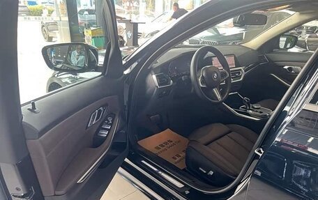 BMW 3 серия, 2022 год, 3 220 000 рублей, 10 фотография