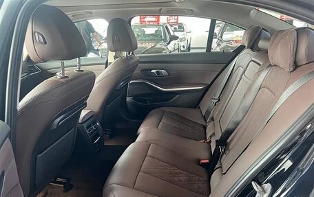 BMW 3 серия, 2022 год, 3 220 000 рублей, 12 фотография