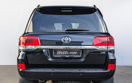 Toyota Land Cruiser 200, 2016 год, 6 200 000 рублей, 6 фотография