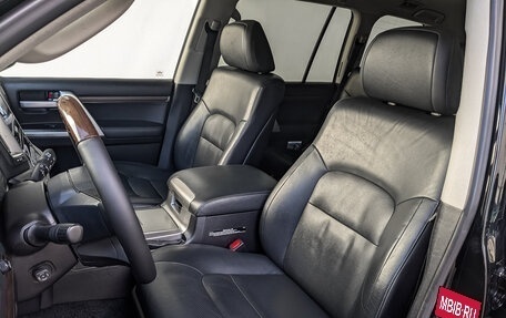 Toyota Land Cruiser 200, 2016 год, 6 200 000 рублей, 20 фотография