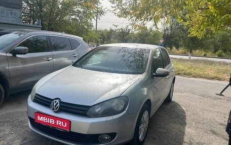 Volkswagen Golf VI, 2010 год, 799 000 рублей, 1 фотография