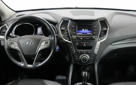 Hyundai Santa Fe III рестайлинг, 2017 год, 2 499 000 рублей, 14 фотография