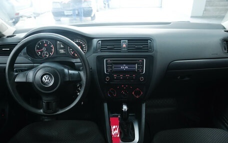 Volkswagen Jetta VI, 2014 год, 870 000 рублей, 8 фотография