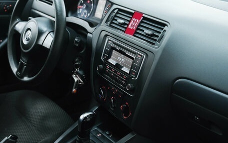 Volkswagen Jetta VI, 2014 год, 870 000 рублей, 18 фотография